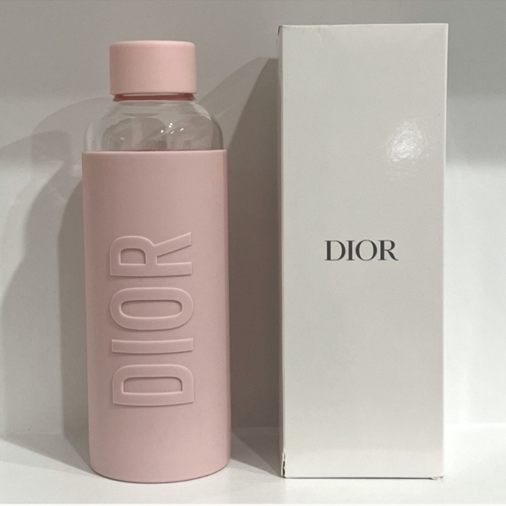 NIB Limited Edition Christian Dior Glass Water Bottle